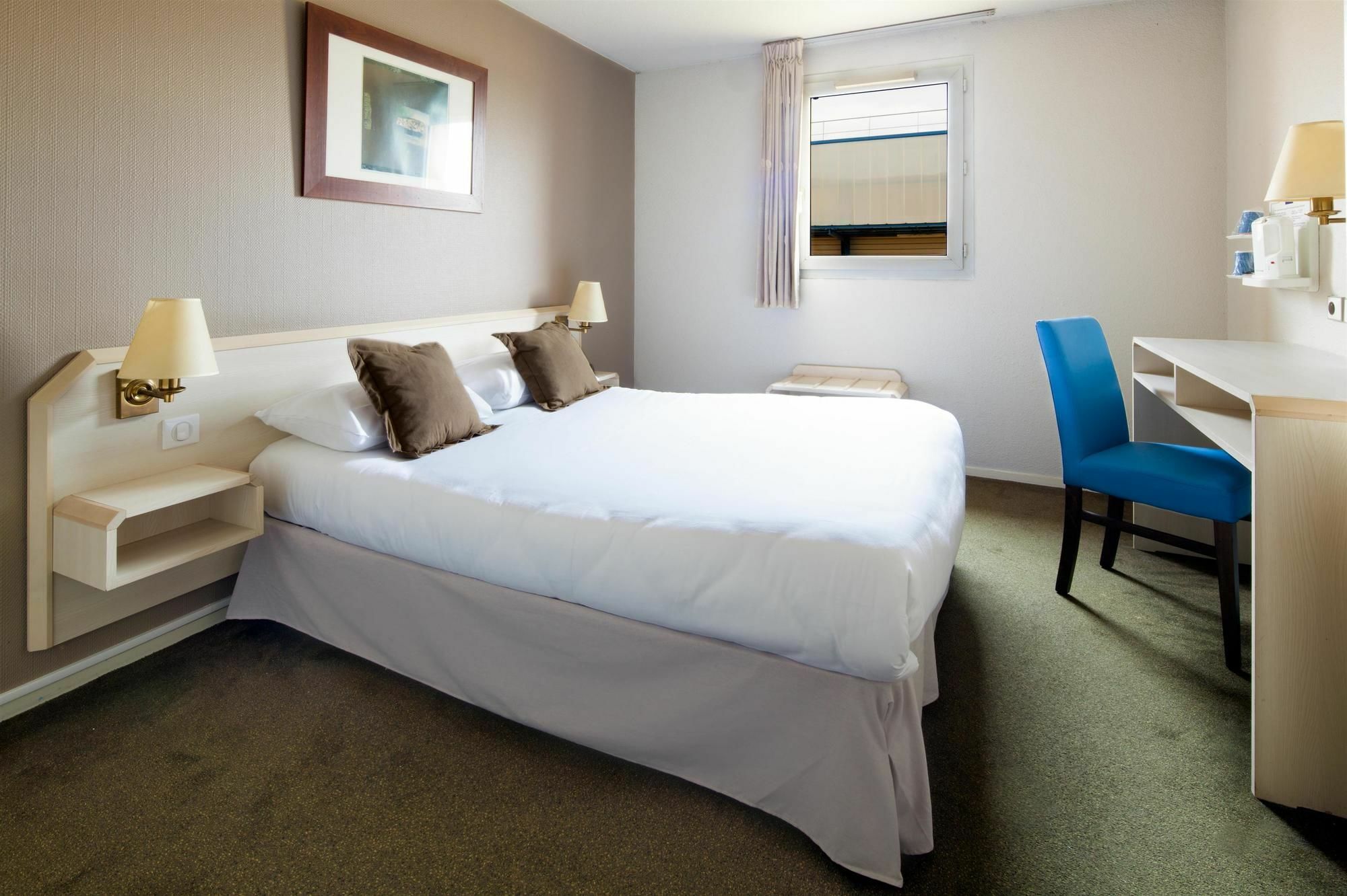 Comfort Orleans Hotel 3*